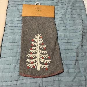 NEW Christmas Tree Skirt 52”
